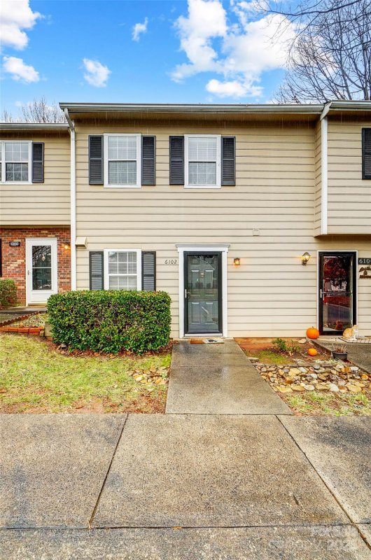 6102 Heath Ridge Court G