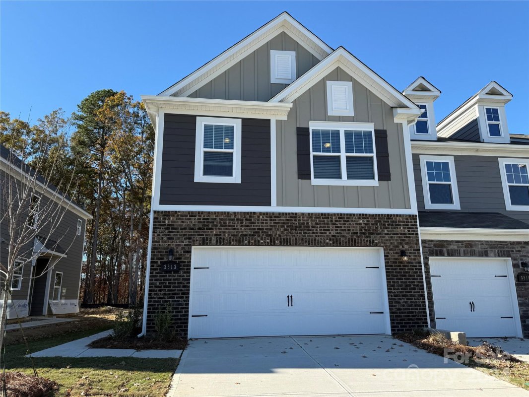 3513 Secrest Landing