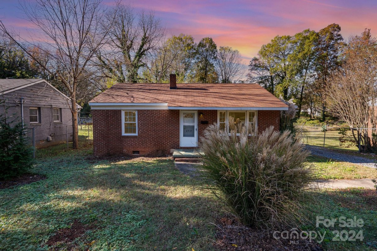 2515 Druid Hills Way