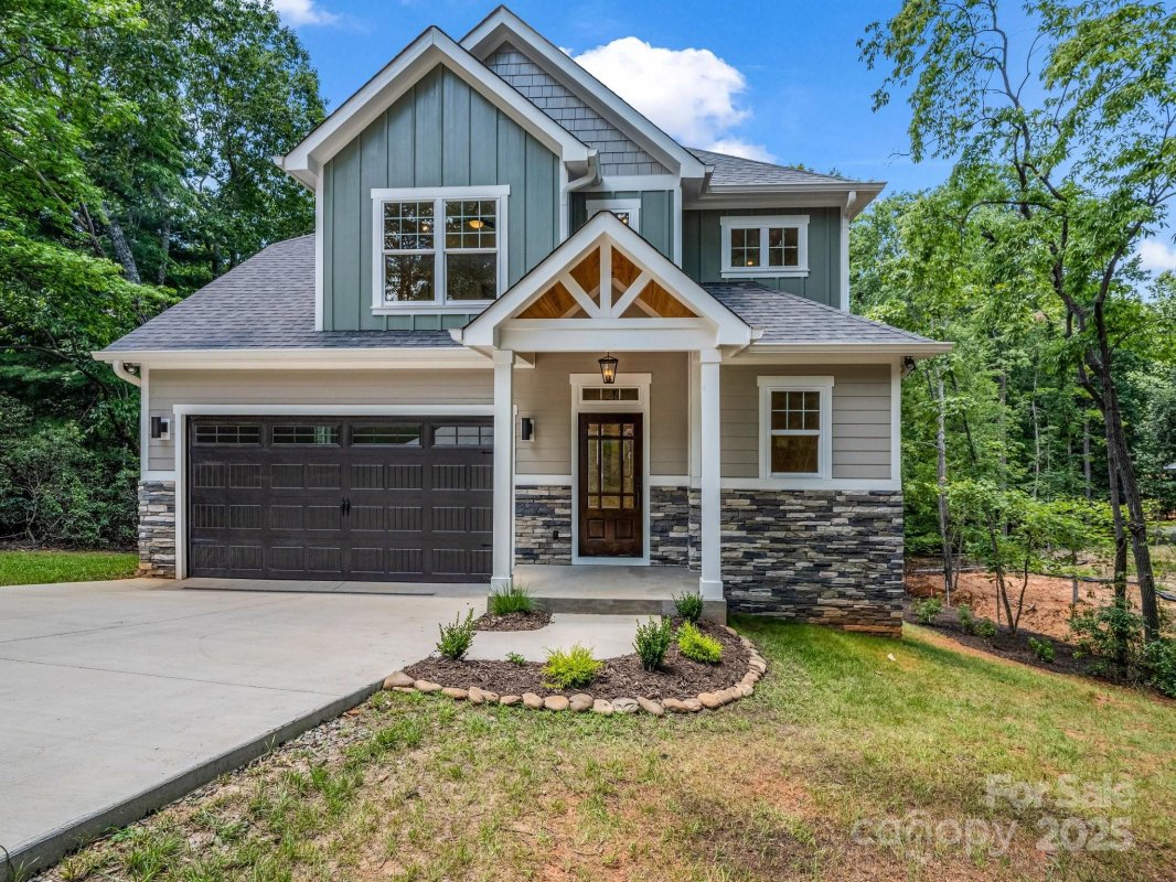 492 Mountain View Drive