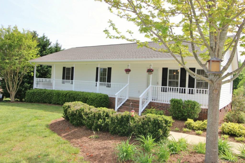 2883 Greenleaf Road