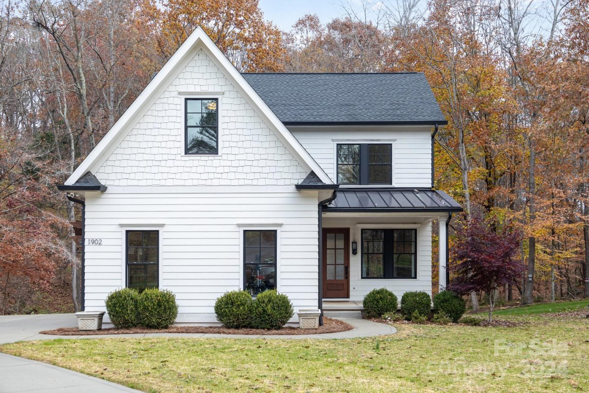 1902 Windlock Drive