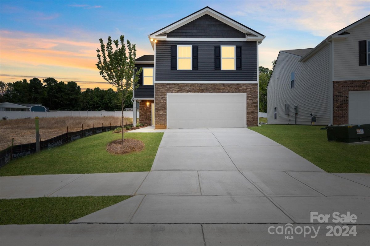 1019 20th Avenue Loop