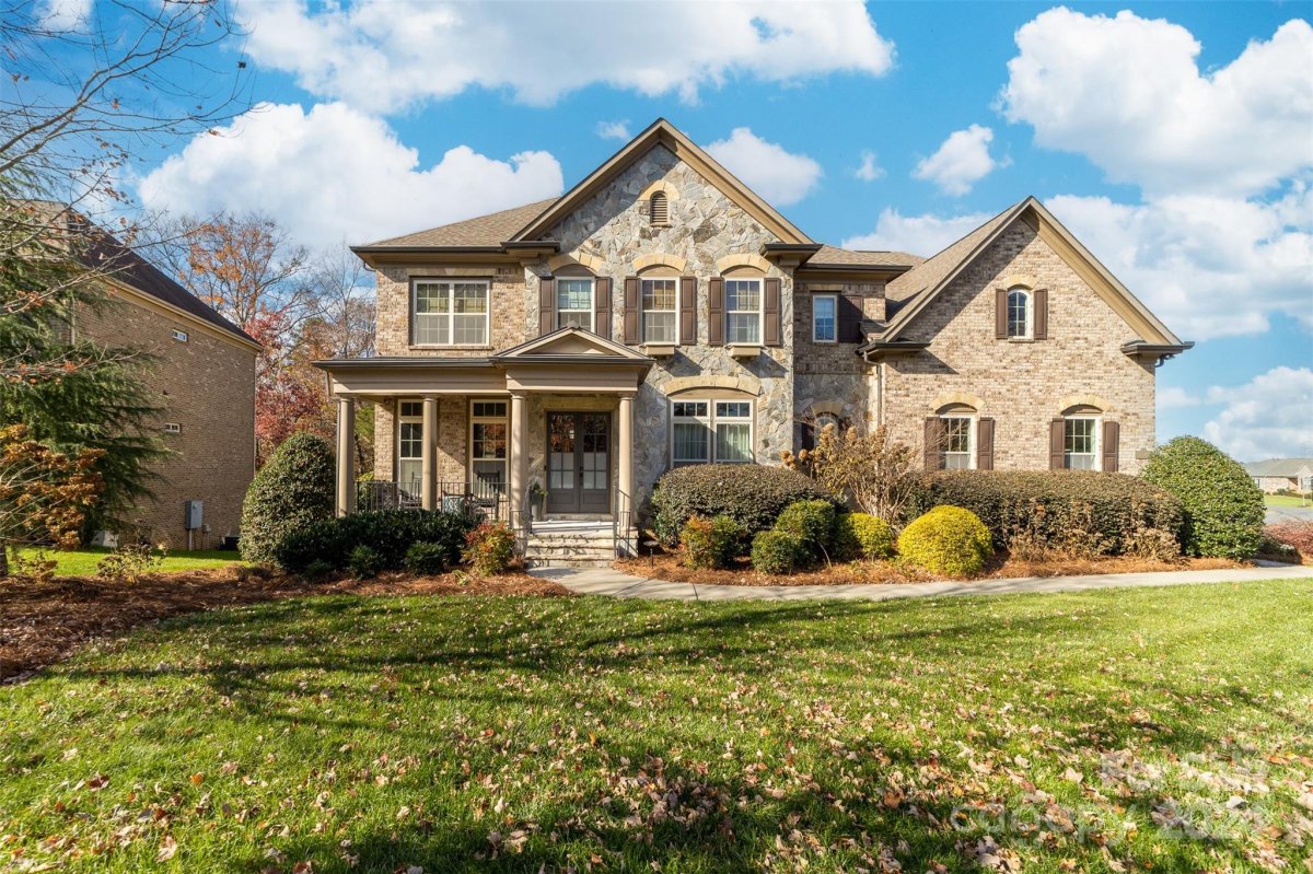 13502 Long Common Parkway