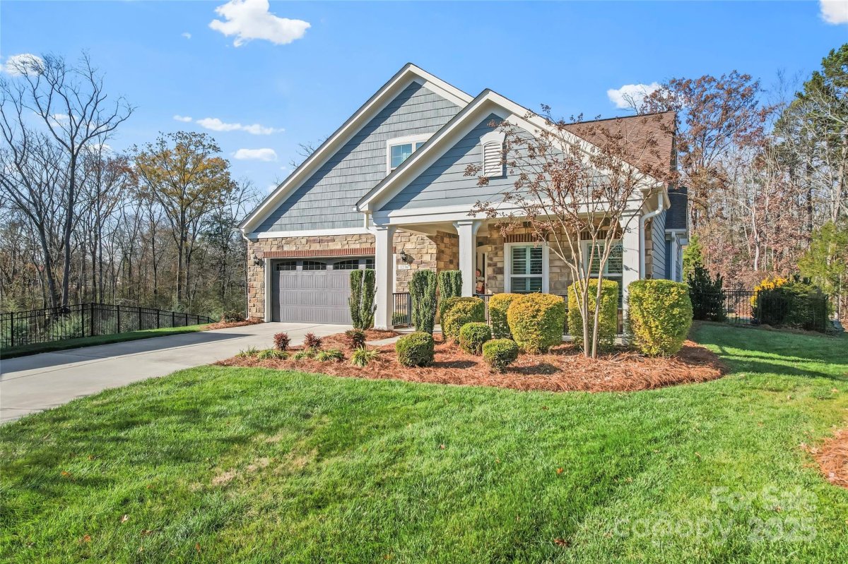 1236 Avalon Place