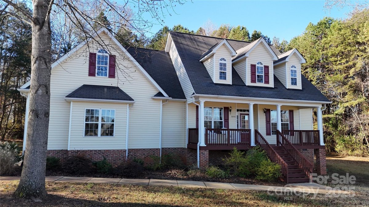 8046 Lucky Creek Lane