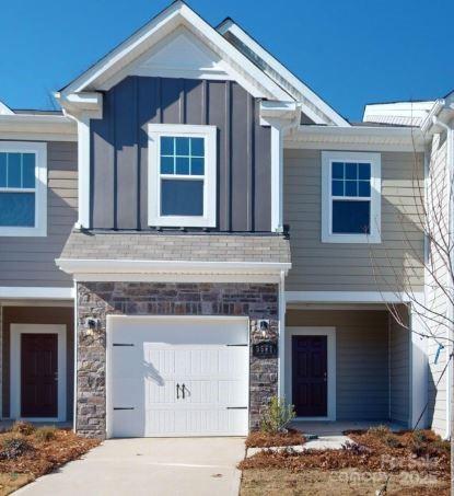 3521 Secrest Landing