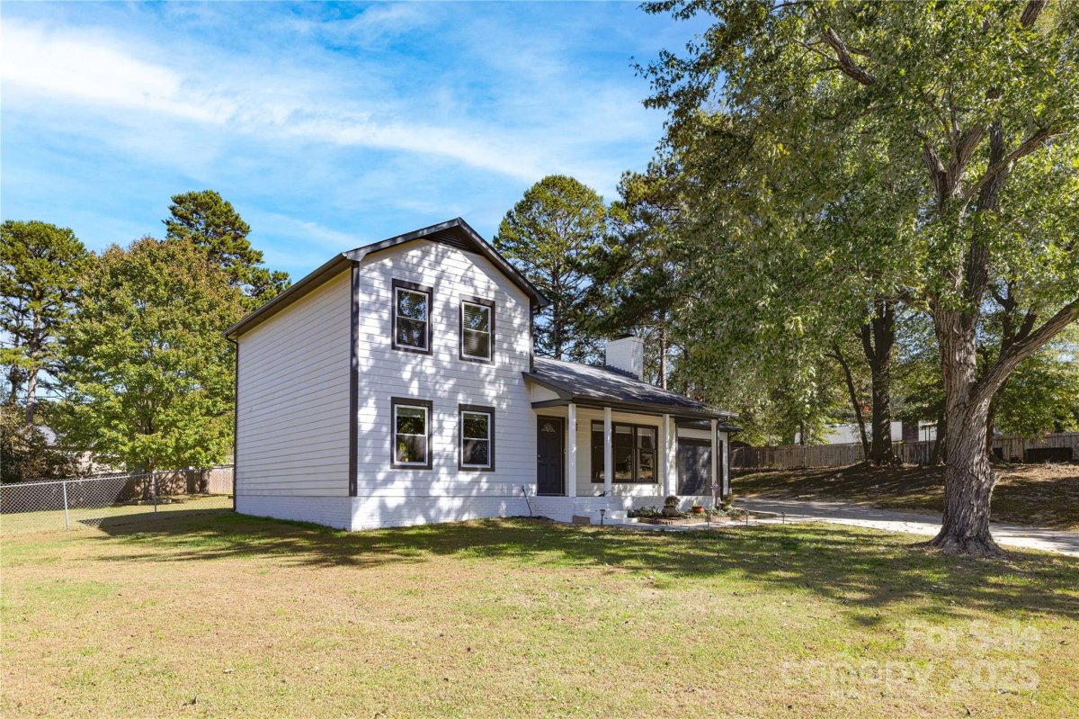 2400 Caswell Court