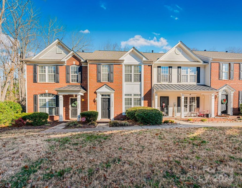 10859 Garden Oaks Lane