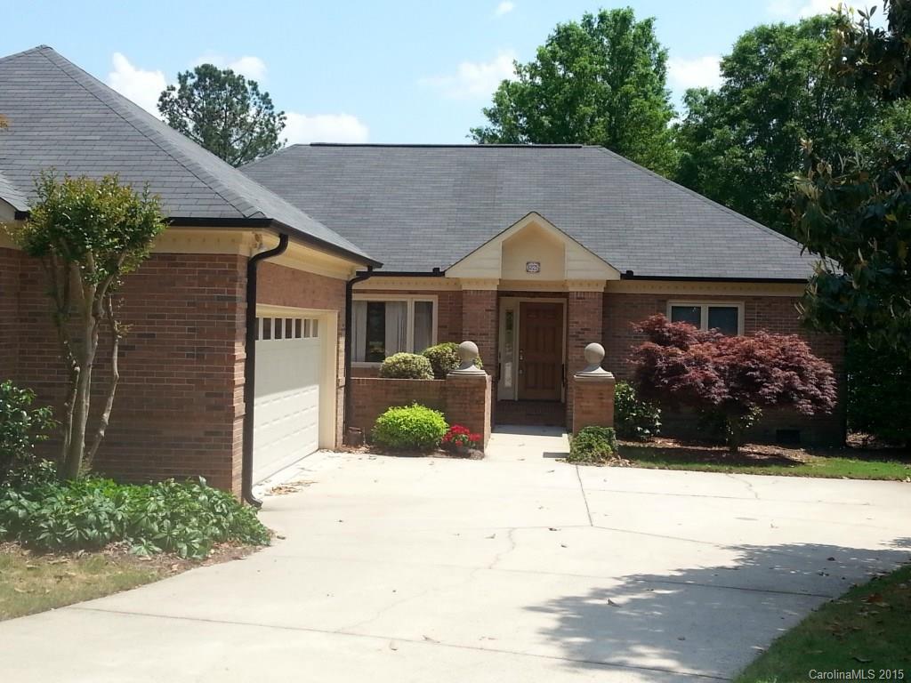 1225 Greenside Drive