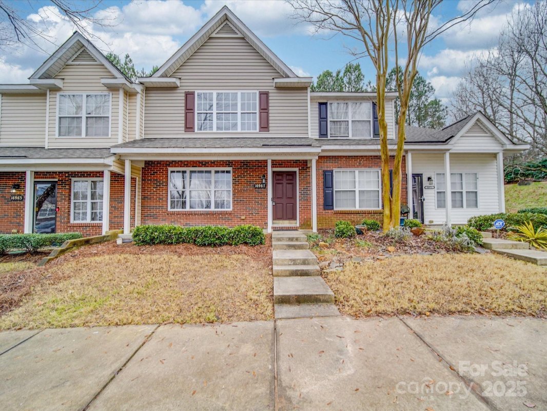 16967 Turning Stick Court