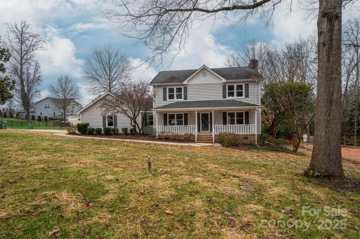 640 Deerfield Drive
