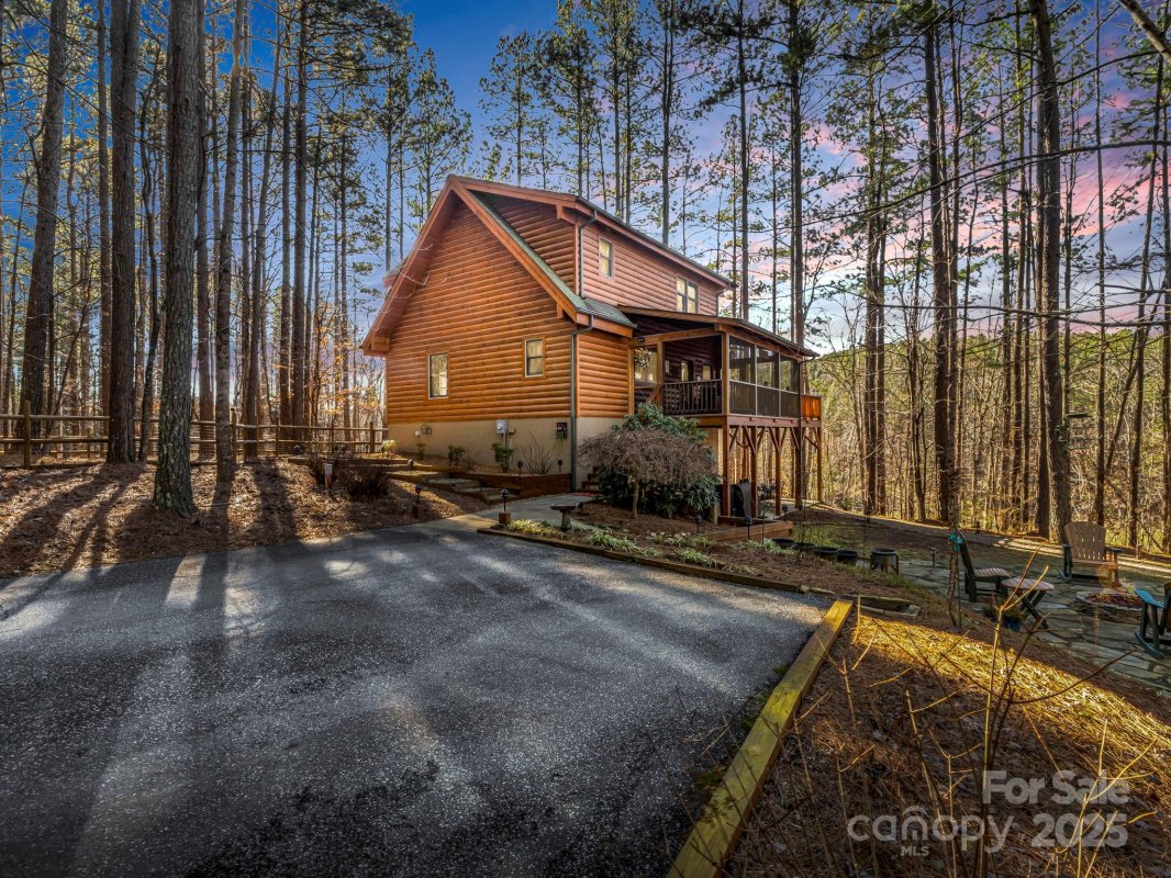 106 Lake Terrace Drive