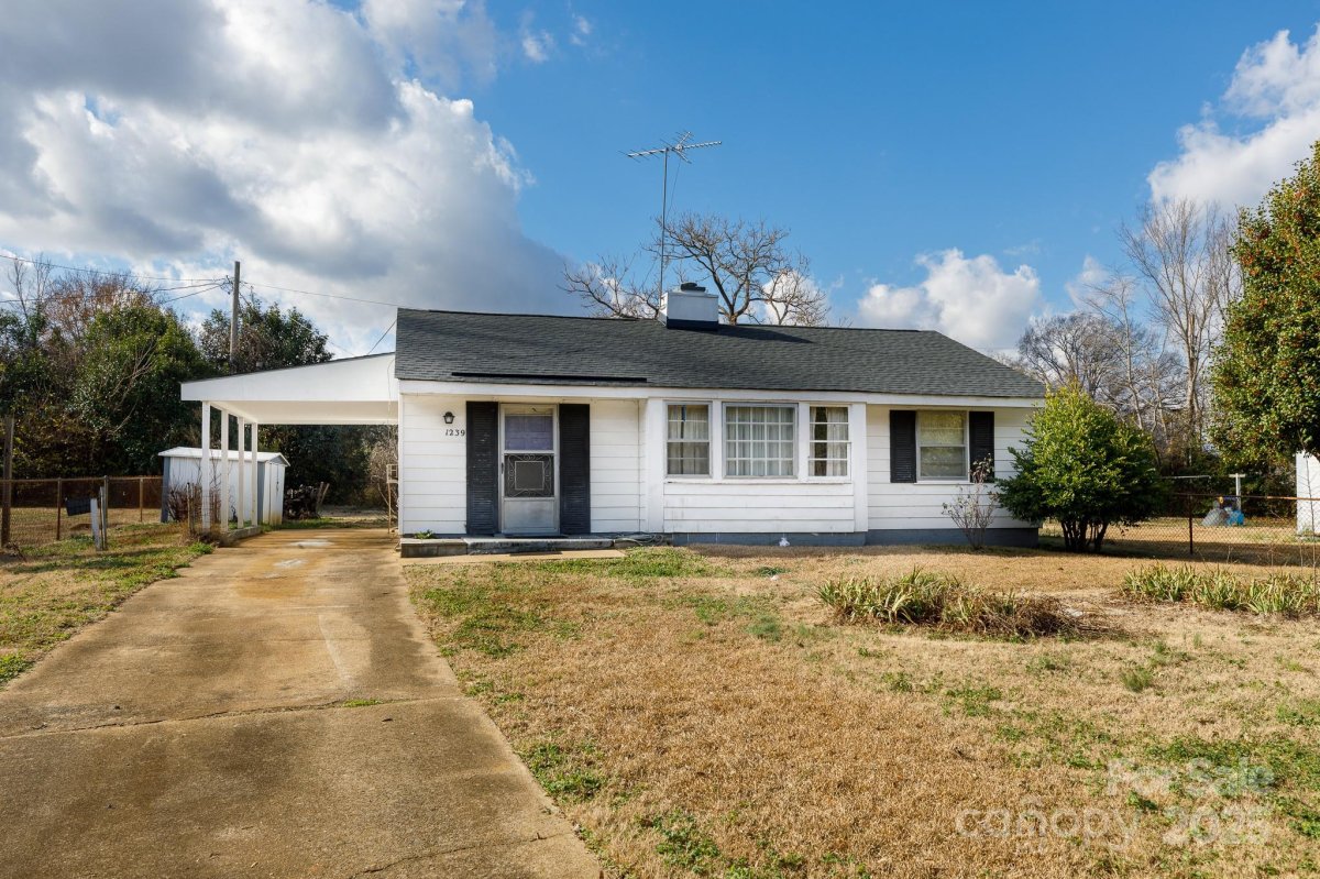 1239 Bose Avenue