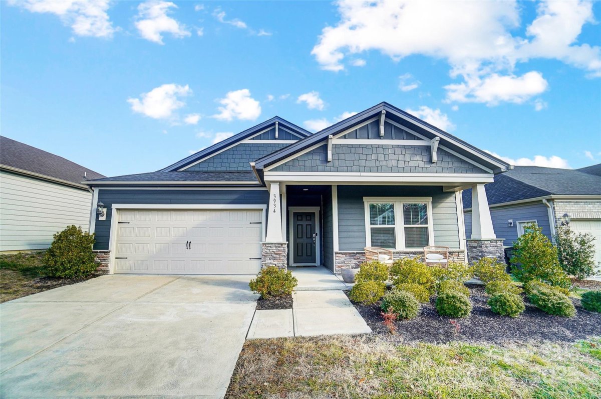 3934 Longmore Lane