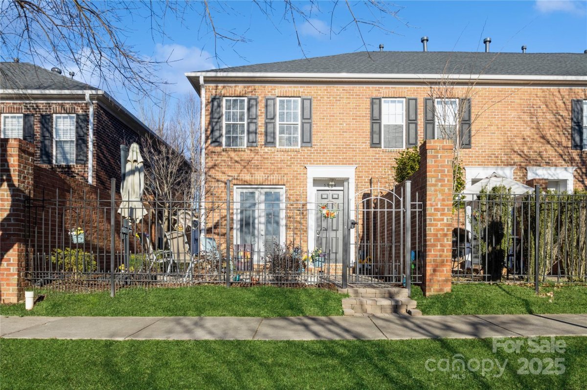 5998 Village Drive