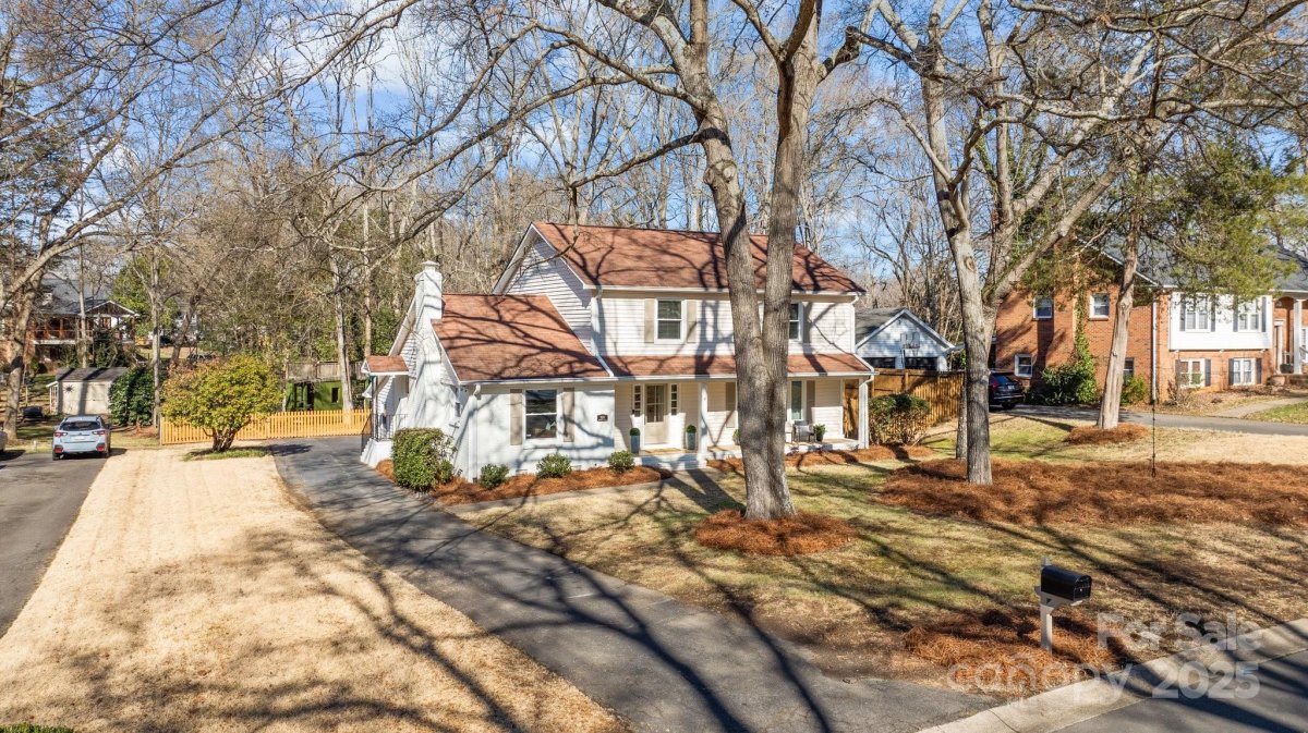7016 Foxworth Drive