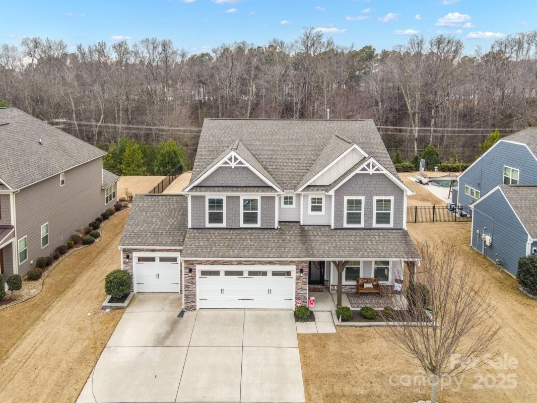 3332 Delaware Drive