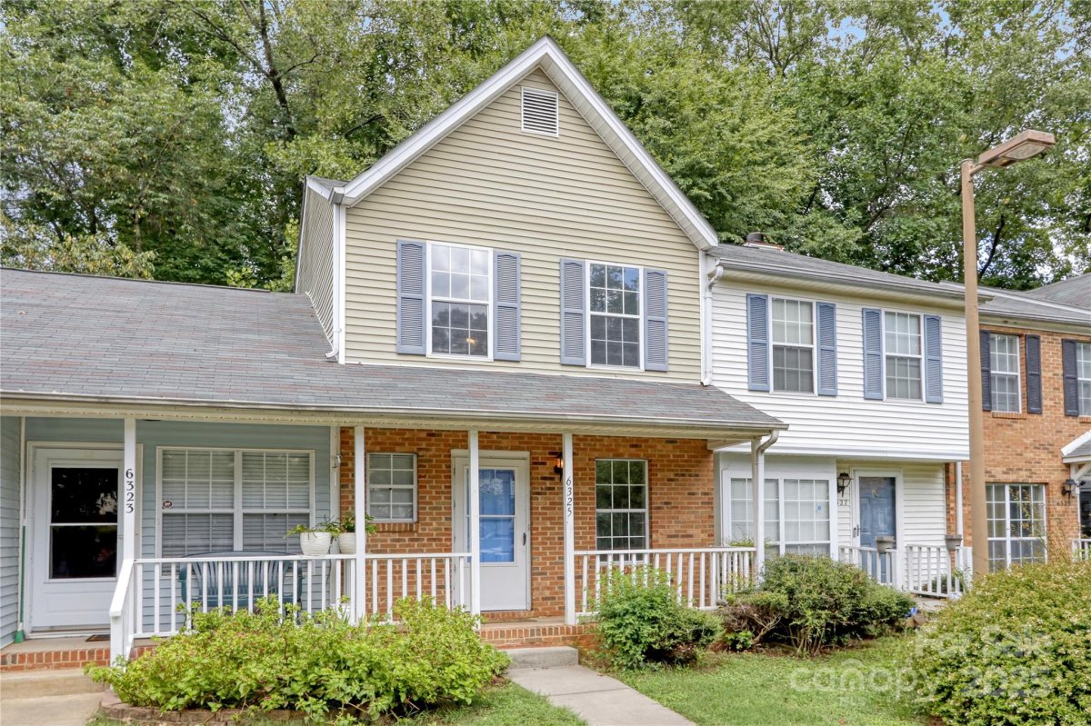 6325 Windsor Gate Lane