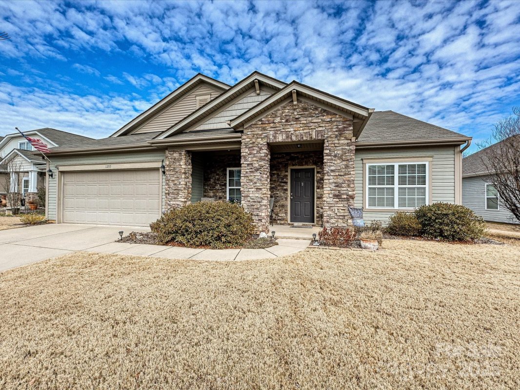 1255 Tranquil Falls Lane