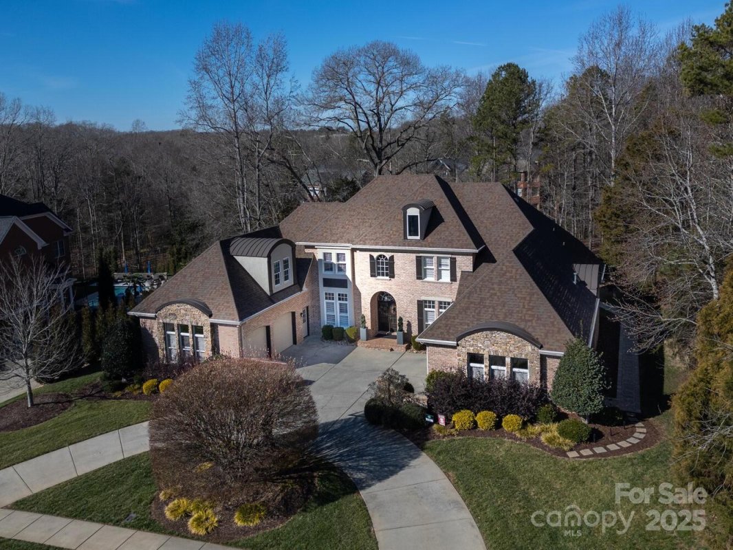 2002 Streamview Court