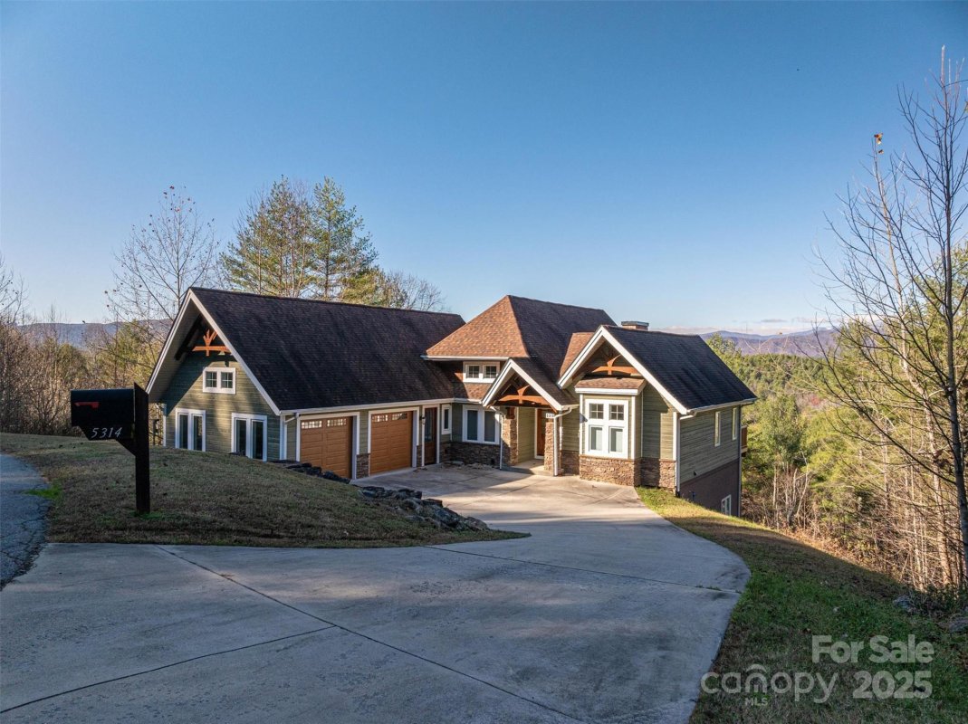 5314 Oak Crest Lane