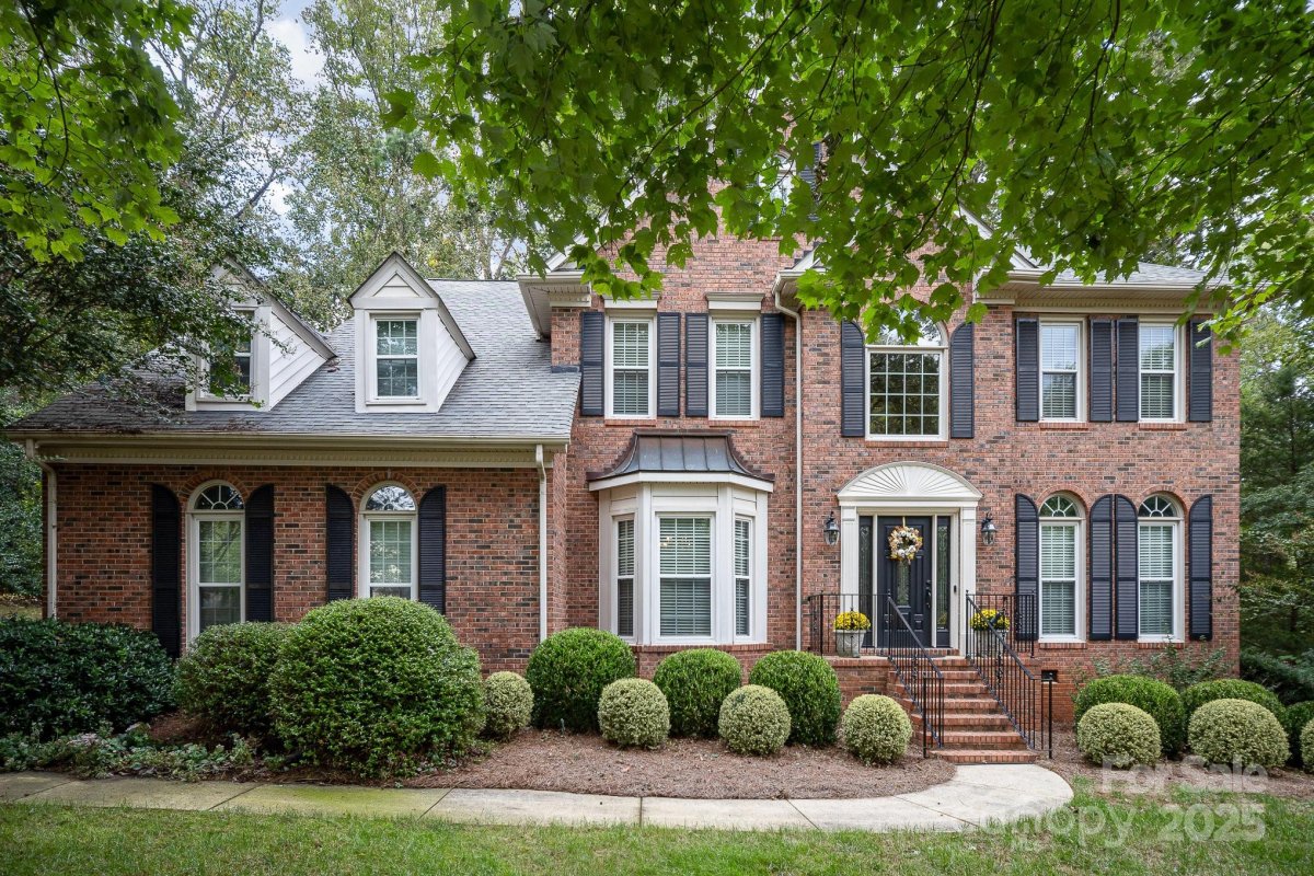 8804 Ferngrove Court