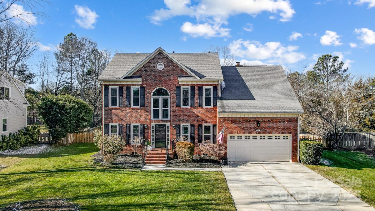 9236 Silver Pine Drive