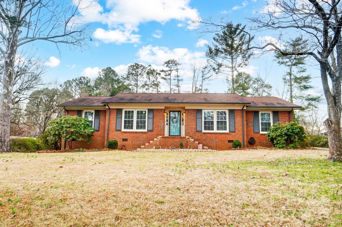 1542 Colony Road