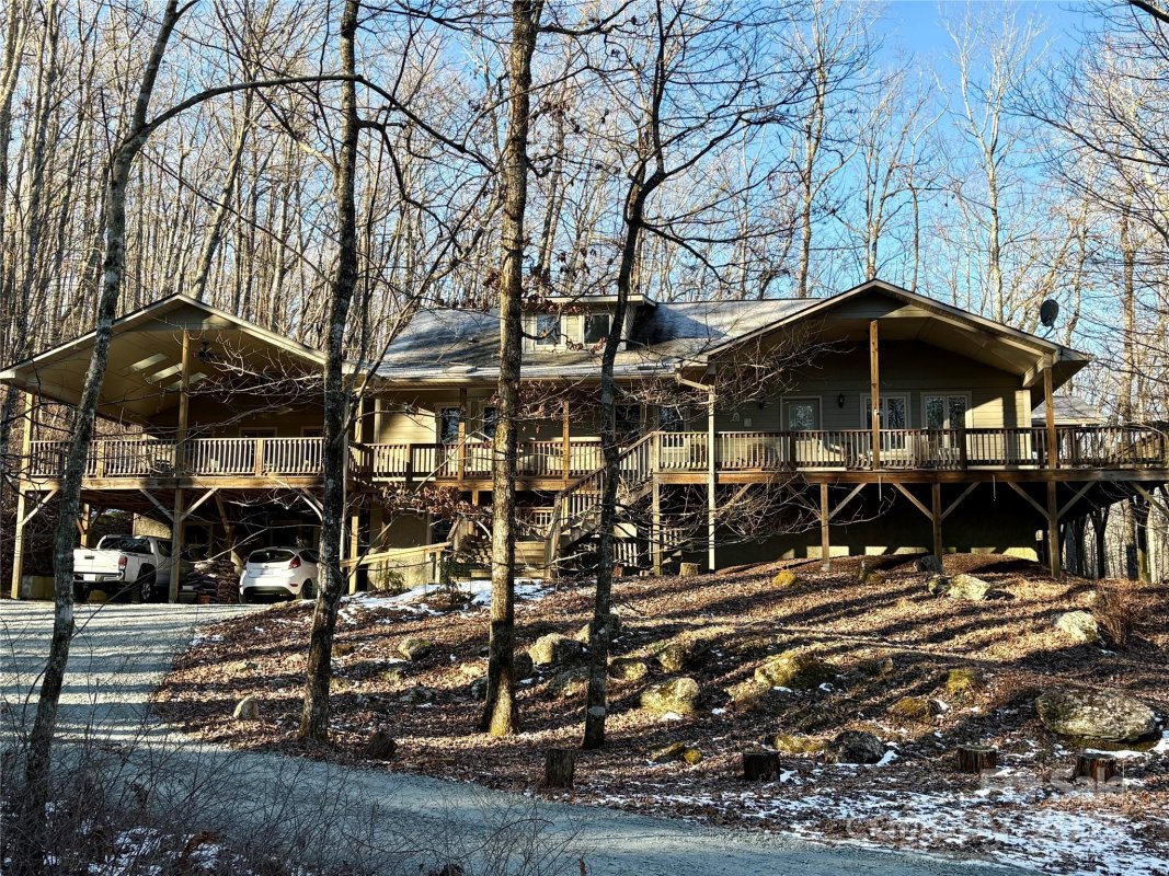 121 Red Oak Lane