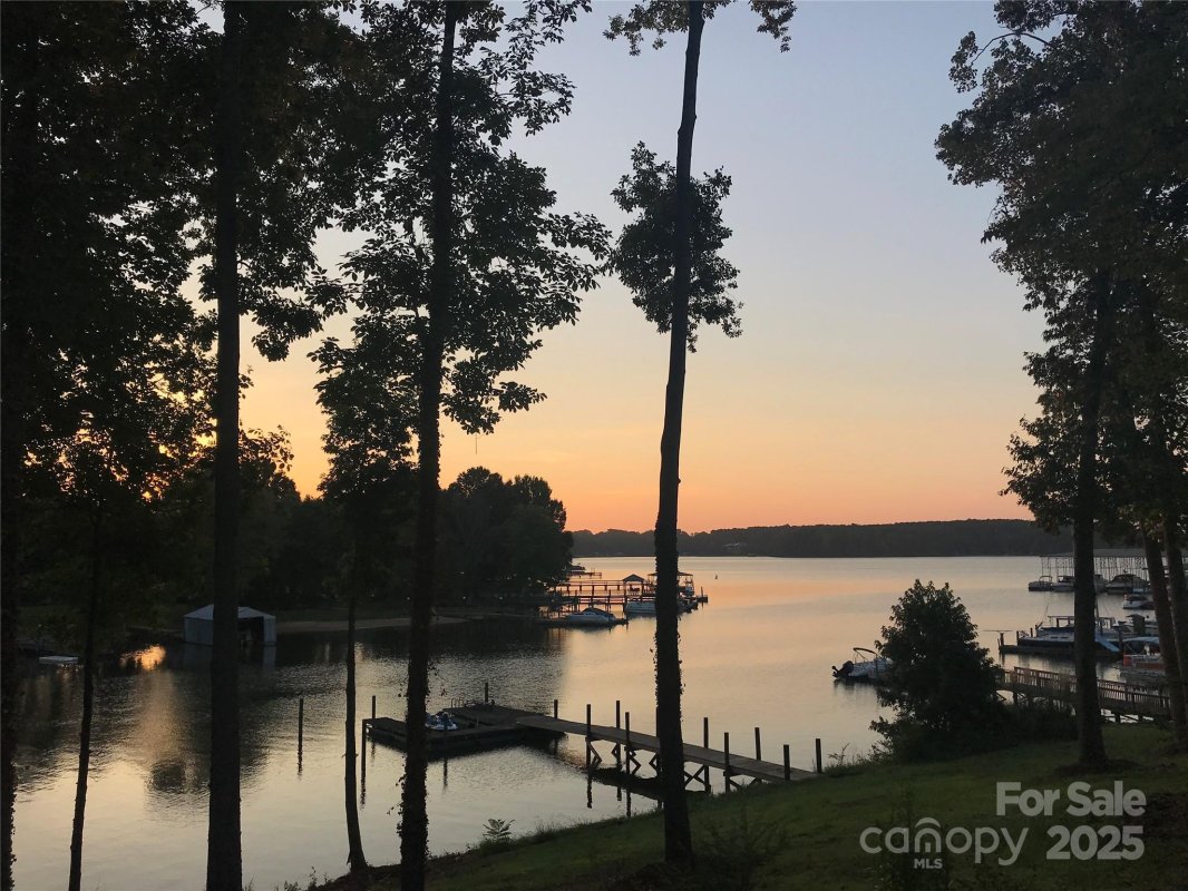 113 Angler Place