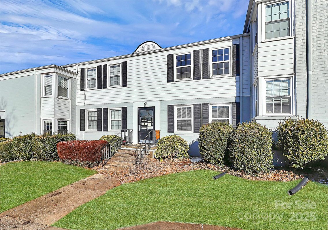 435 Wakefield Drive B