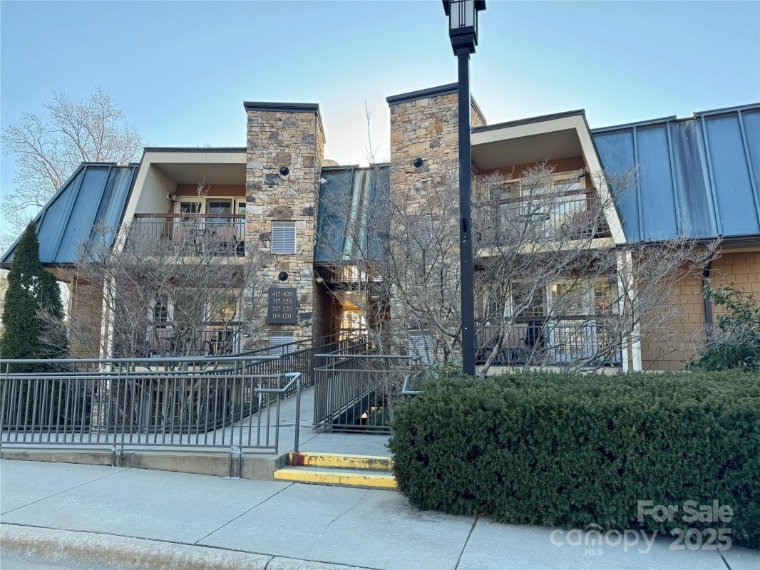 219 Bowling Park Road