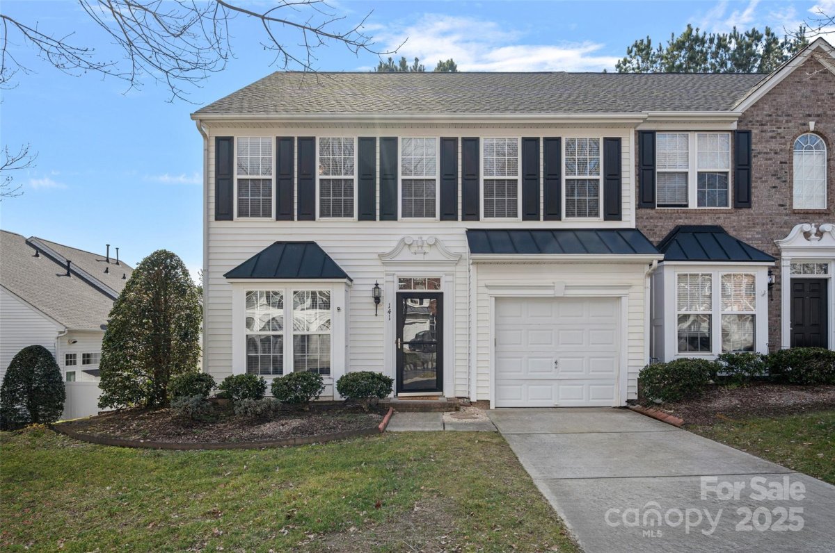 141 N Arcadian Way