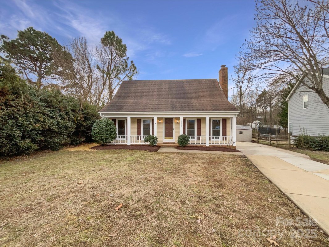 9012 Blue Willow Lane