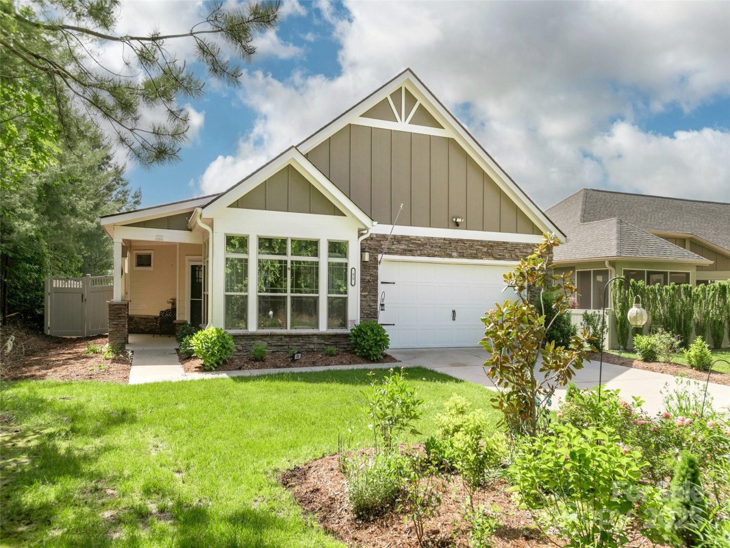 51 Honeycrisp Court