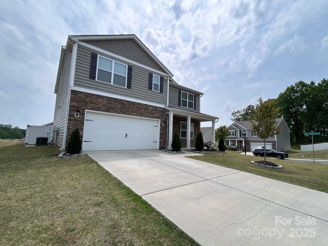 104 Sycamore Crossing Court