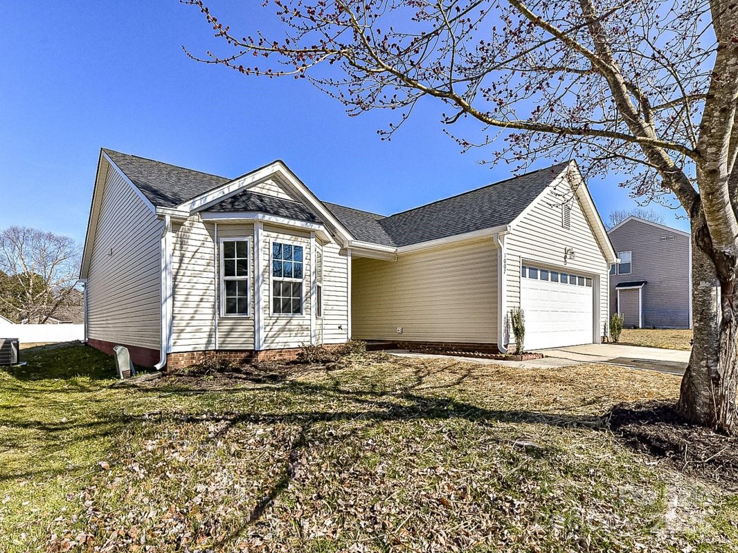 1007 Astoria Drive