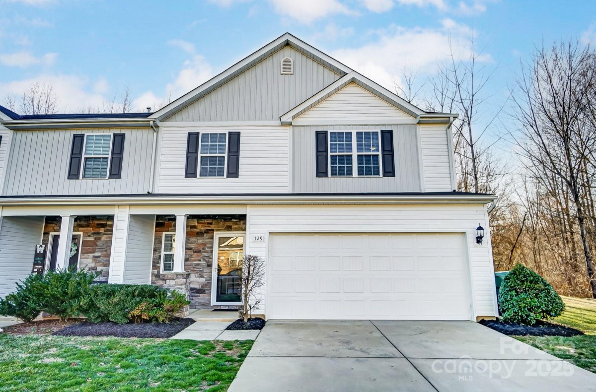 129 Woodbridge Circle