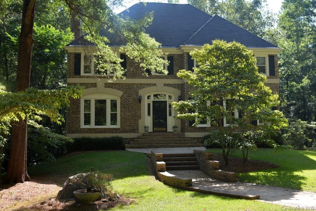 1055 Saddle Drive 11