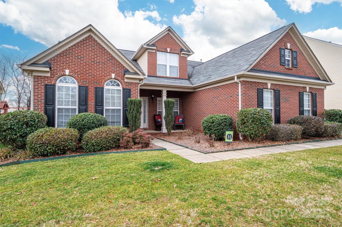 2555 Holly Oak Lane