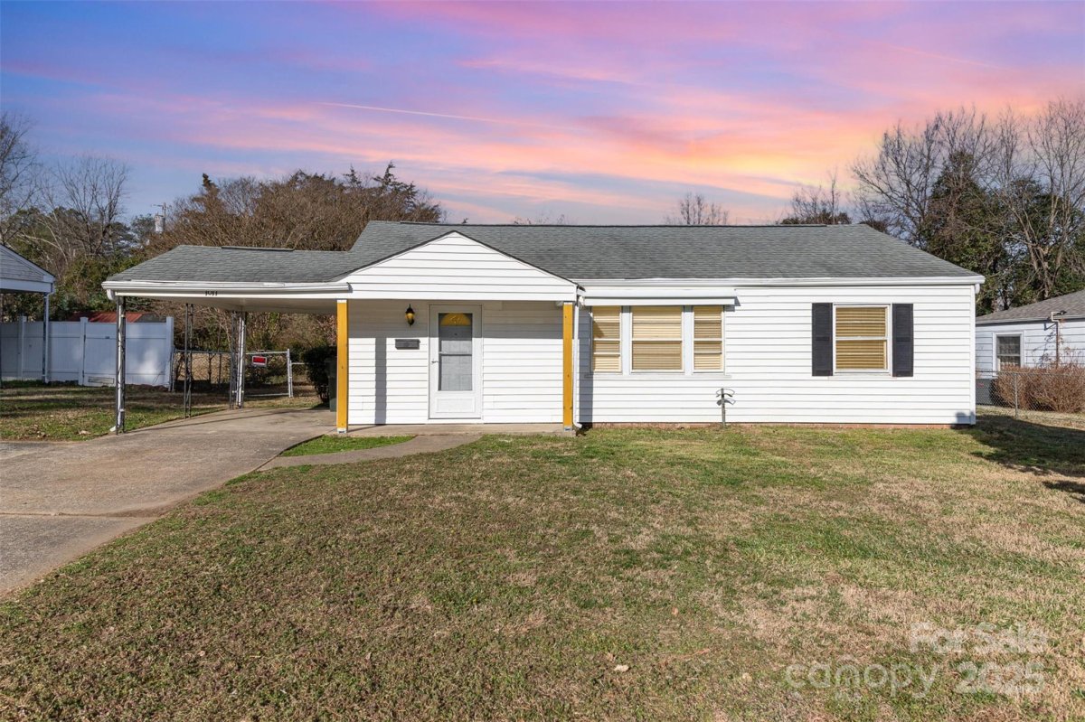 1011 Mcdow Drive
