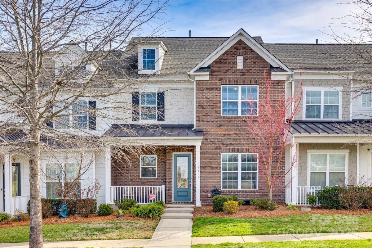 13319 Jacks Lane