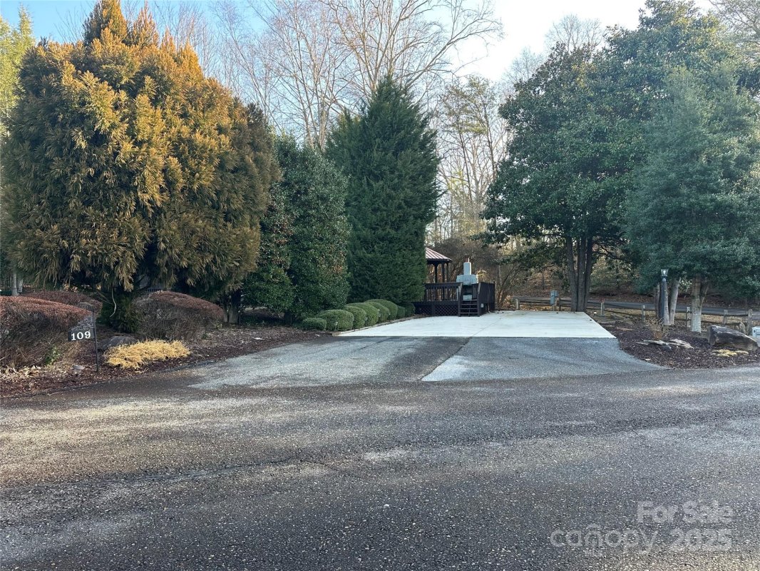 109 Cornell Circle