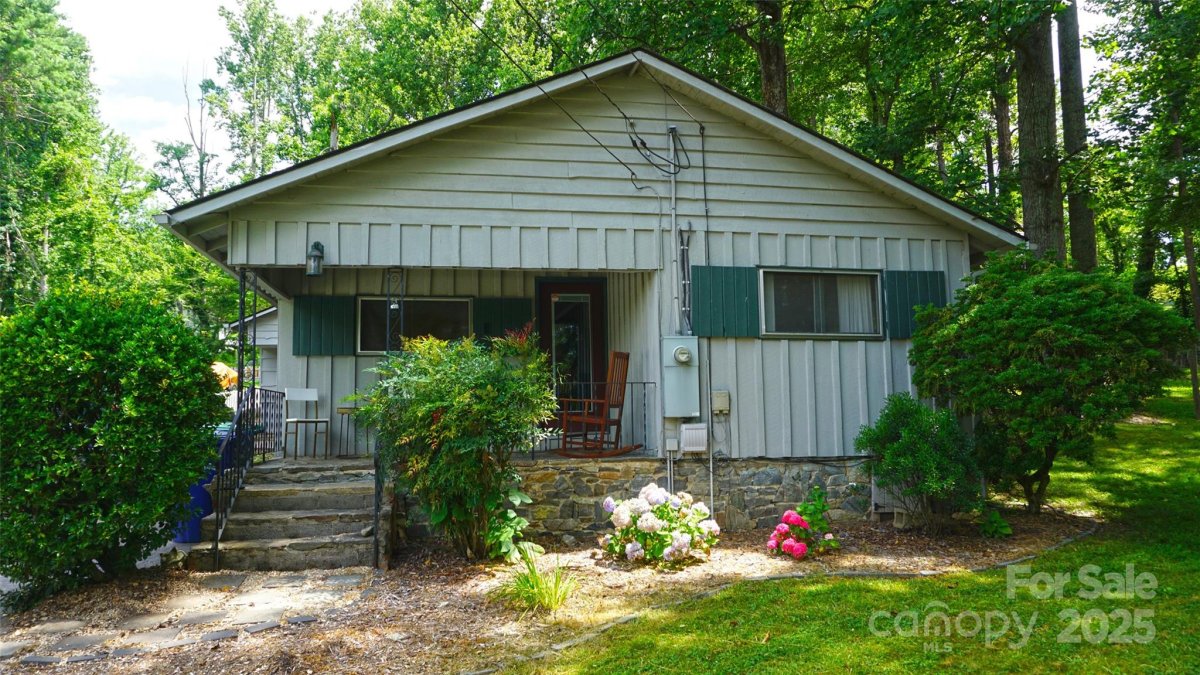 215 Cedar Lane
