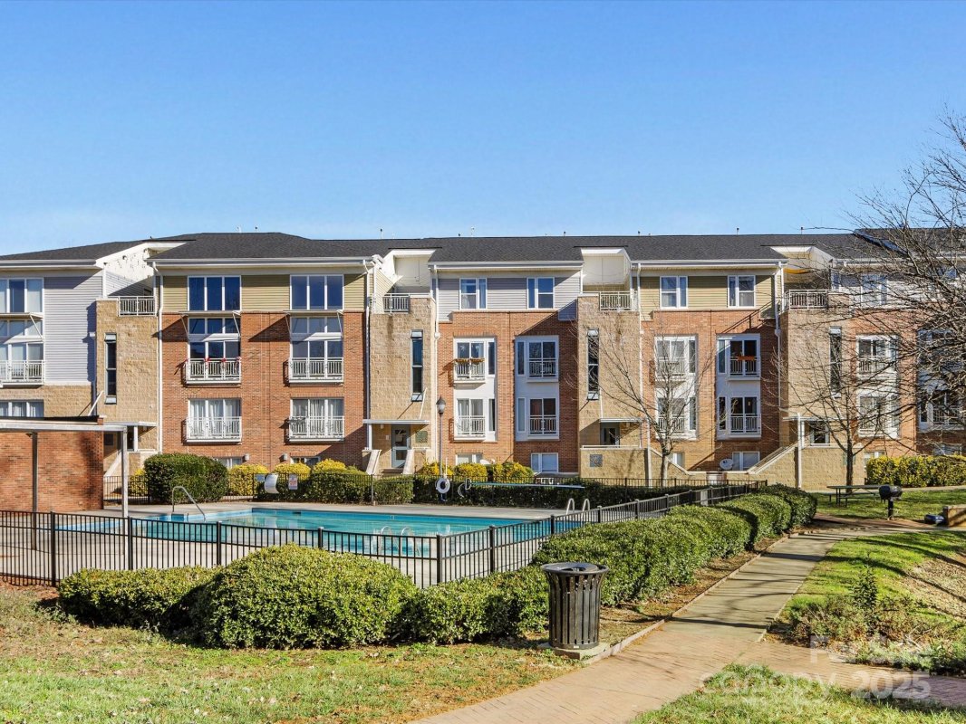 3949 Picasso Court
