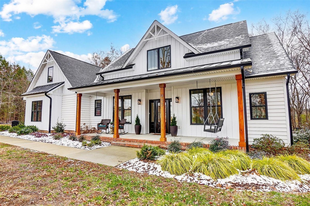 957 Hathcock Glen Drive