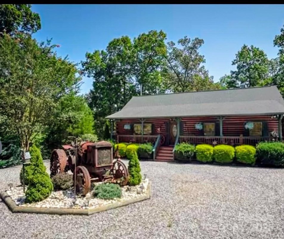 610 Cross Ridge Drive