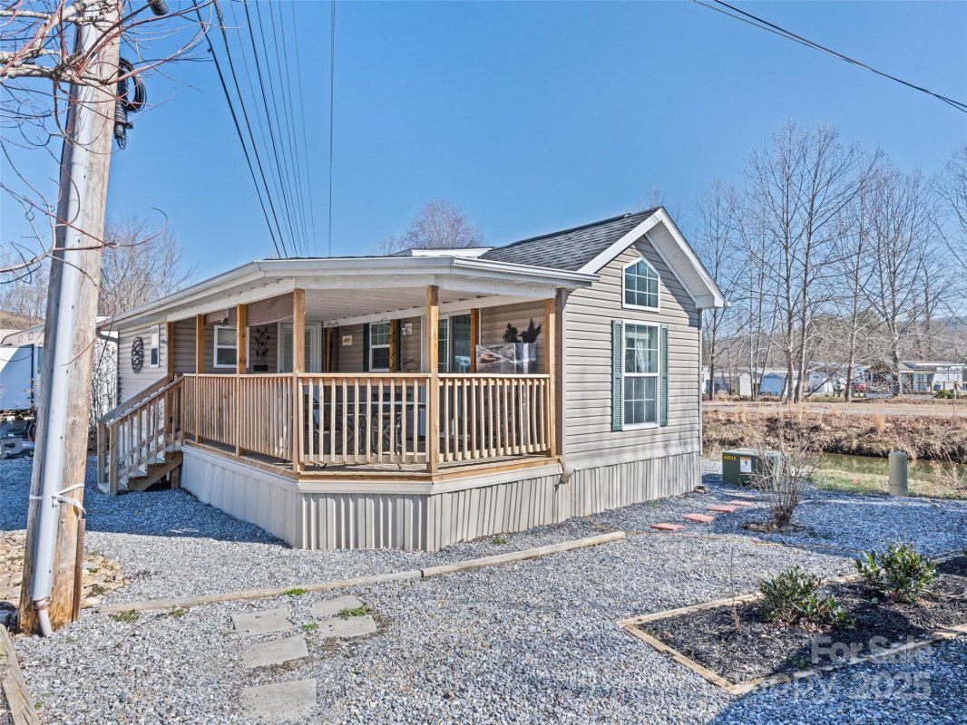255 Mallard Loop