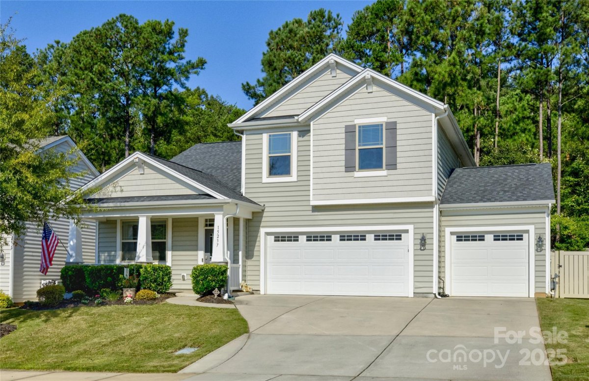 15237 Red Canoe Way